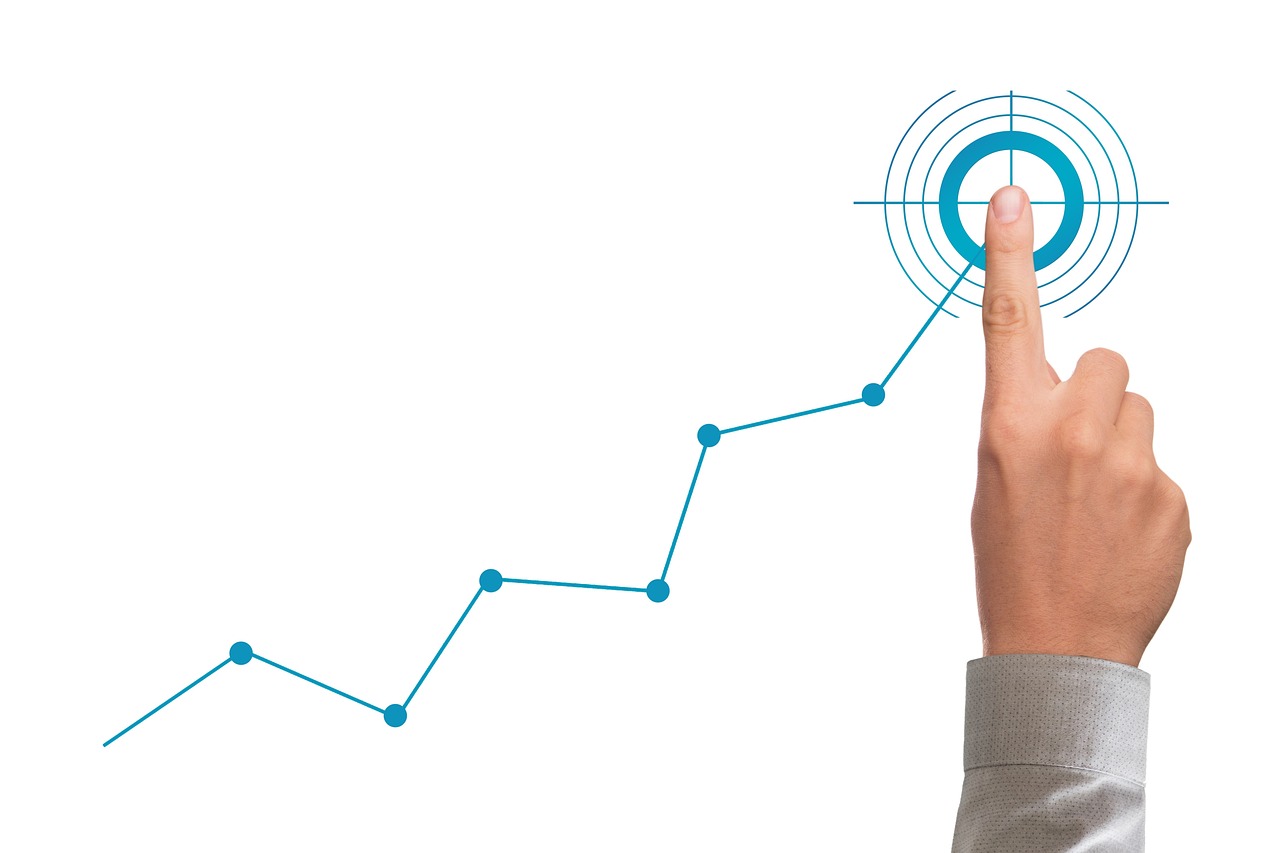 gráfico con inversión que llega a una meta - empezar a invertir con objetivos definidos